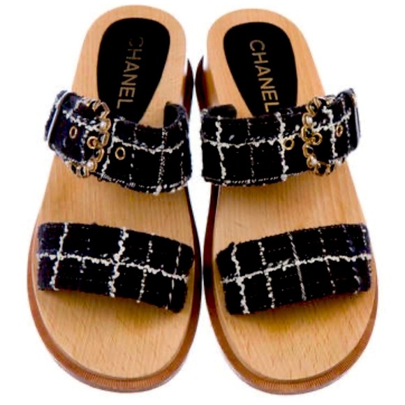 Chanel Tweed Sandals - Picture 4 of 7